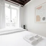 Apartament Vertus Paryż