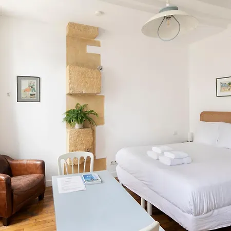 Vertus Apartment Paris