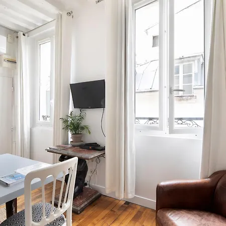 Vertus Apartment *
