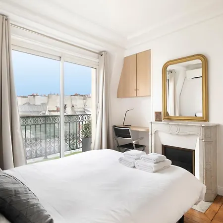 Vertus Apartment *