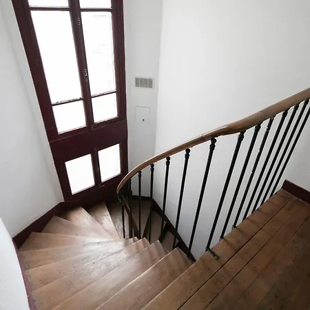 Apartment Vertus Paris