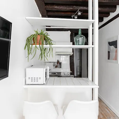 Vertus Apartment