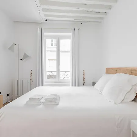 Vertus Apartment